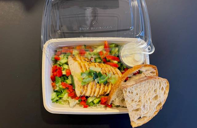 Majas bakeri - Salat