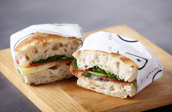 Delicatessen - Sandwich med serranoskinke & manchego