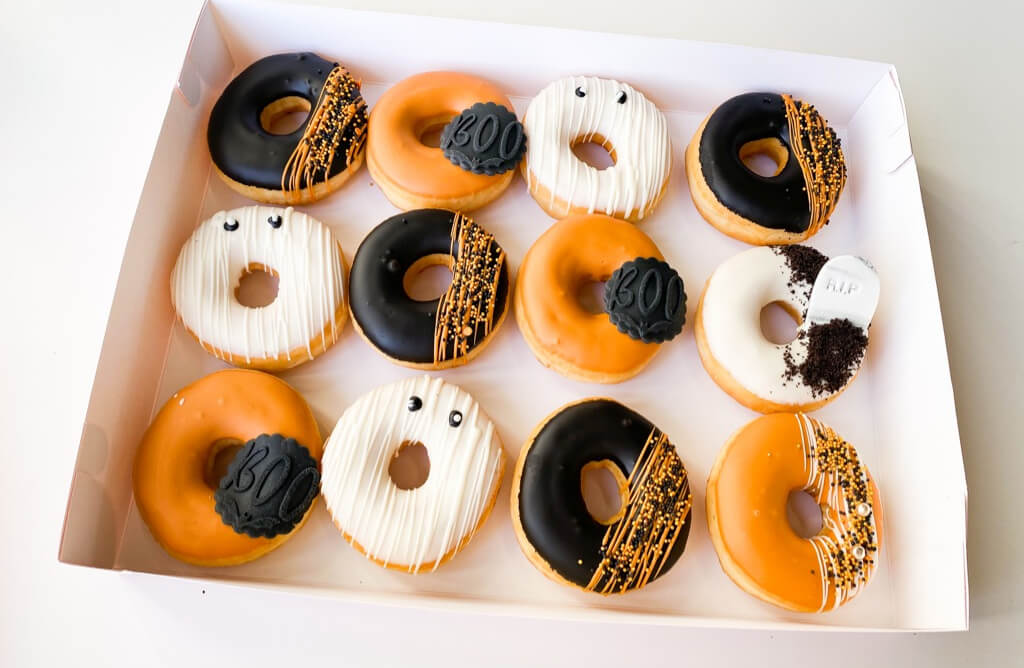 Cakes by Hancock - Halloween-doughnuts 12 pk