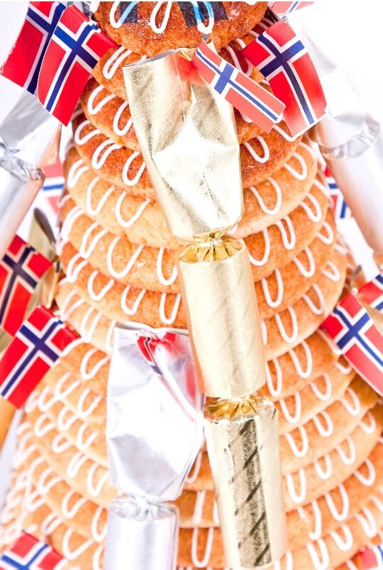 Naustdal Dampbakeri - Kransekake