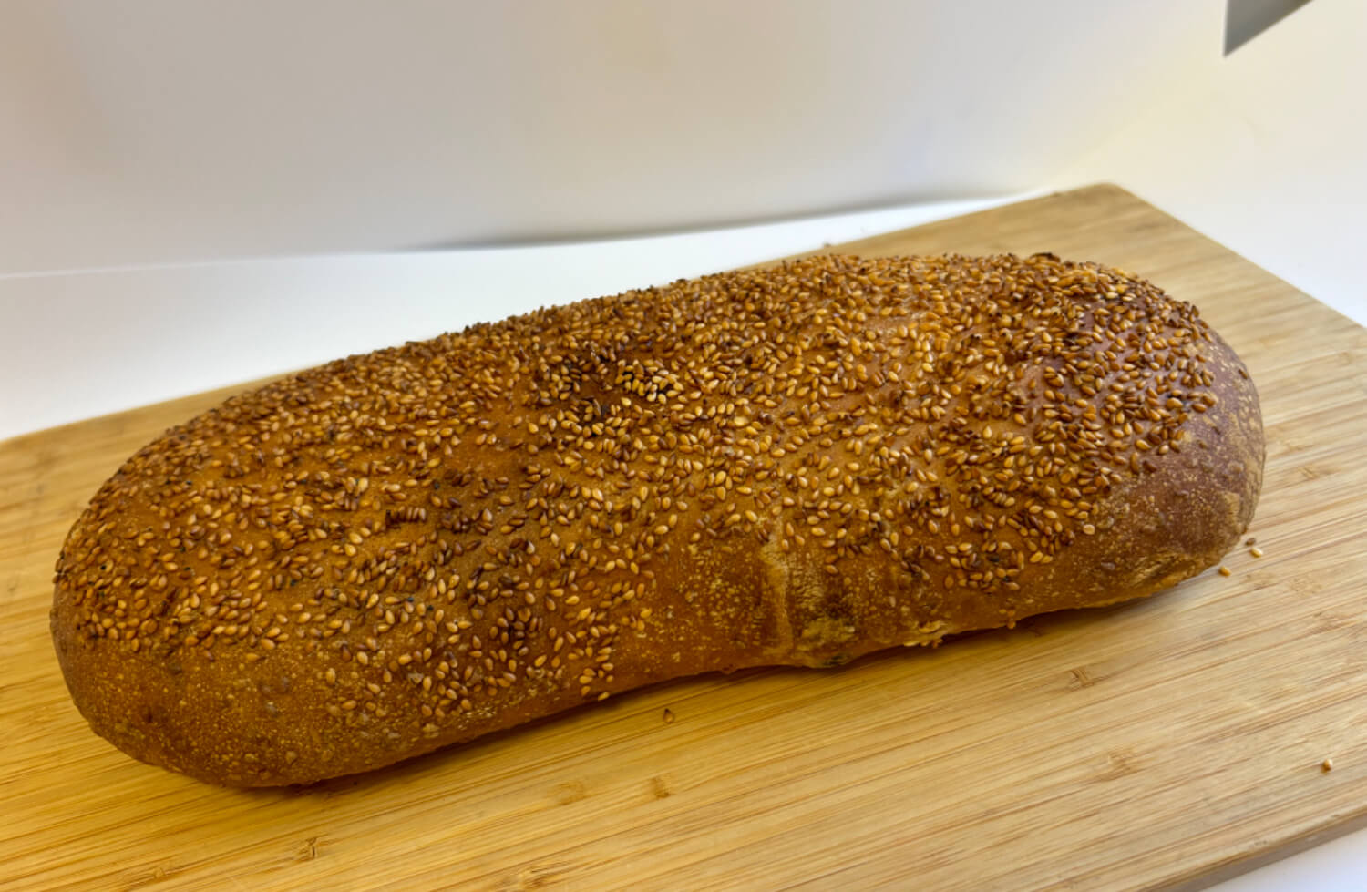 Knivsta Bageri - Surdegslimpa levain med Tranbär & Sesam