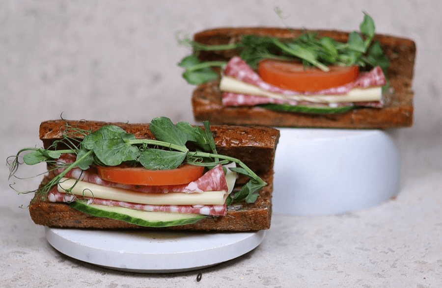 Thelins Konditori - Glutenfri ost- och salamismörgås