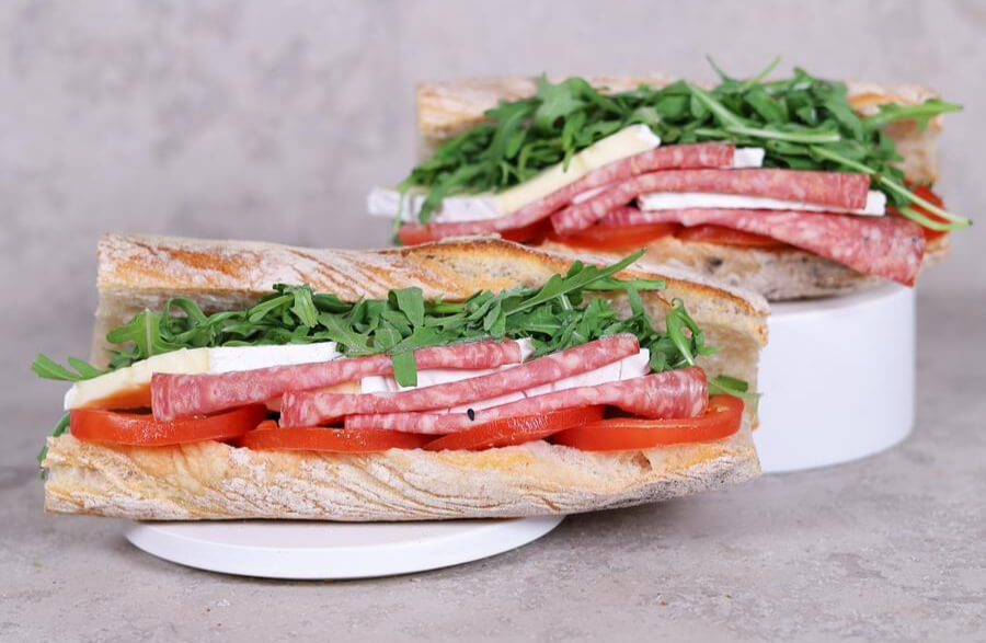 Thelins Konditori - Baguette salami & brie