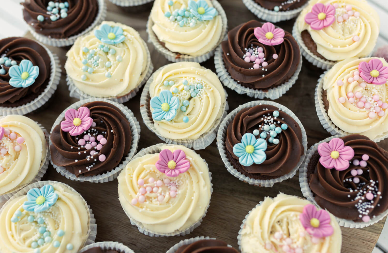 Vaaland Dampbakeri & Conditori - Cupcakes pakke babyshower/dåp 