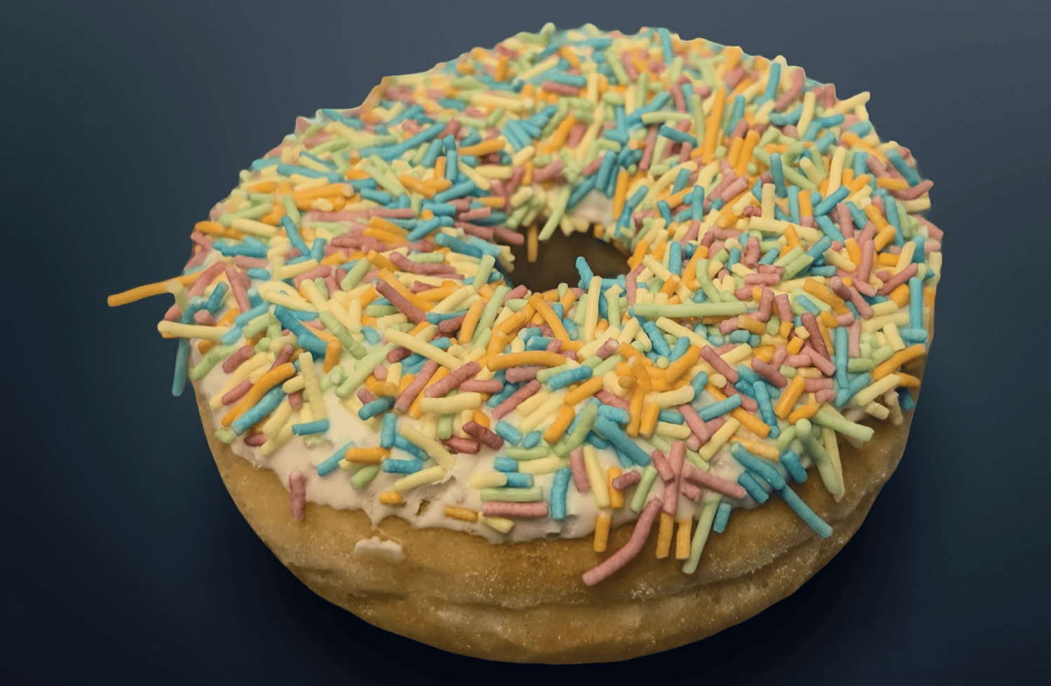 Larsens bakeri - Tuttifrutti Donut