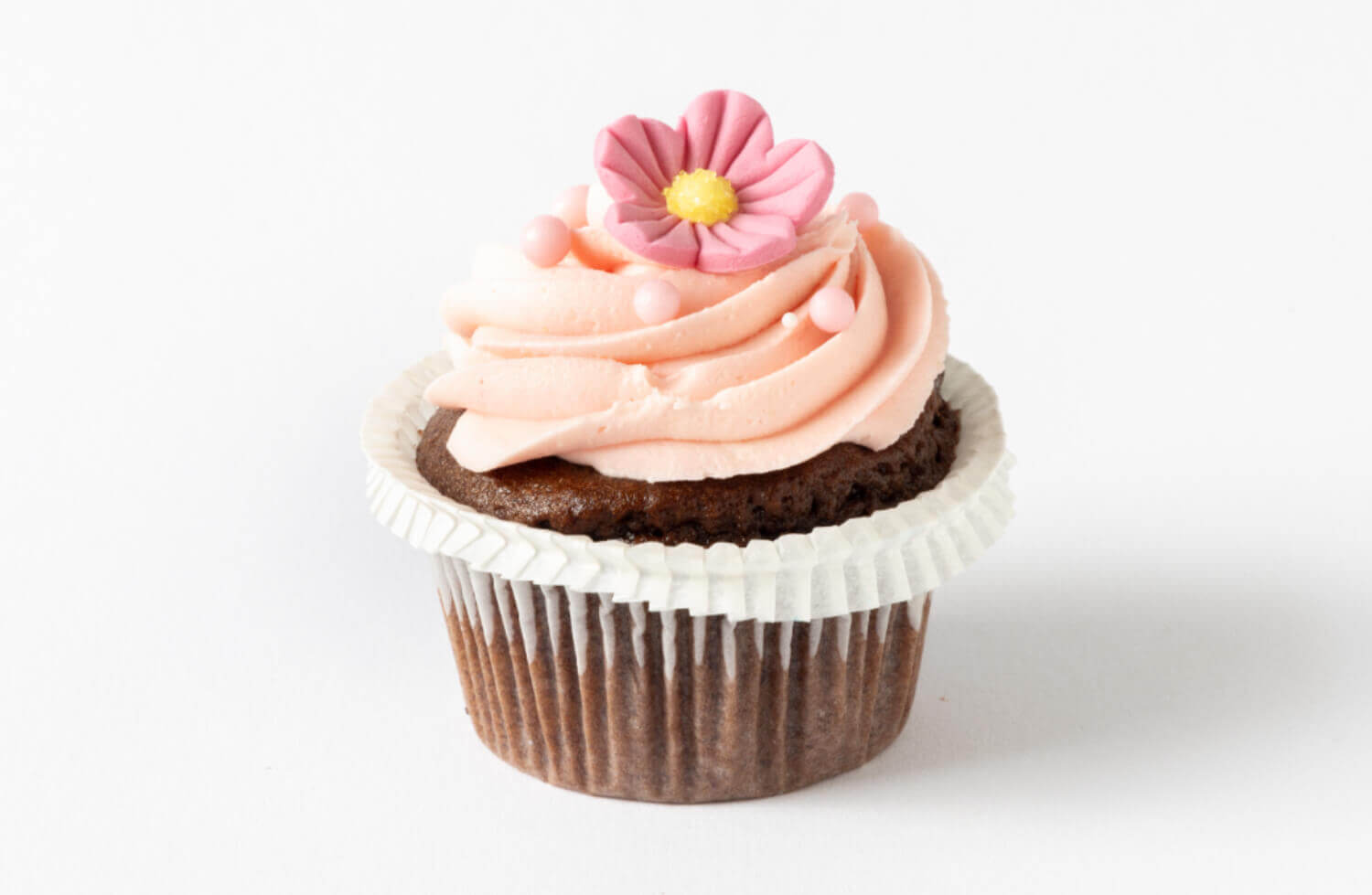 Bergen Kantinetjeneste - Sjokoladecupcake med rosa blomst