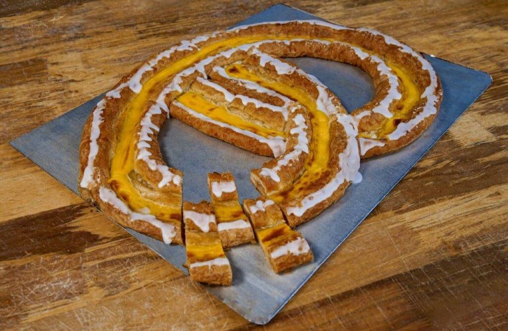 Fasvo Bakeri - Wienerkringle med mandel