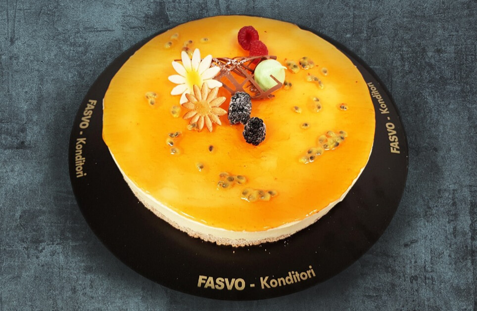Fasvo Bakeri - Moussekake med pasjonsfrukt