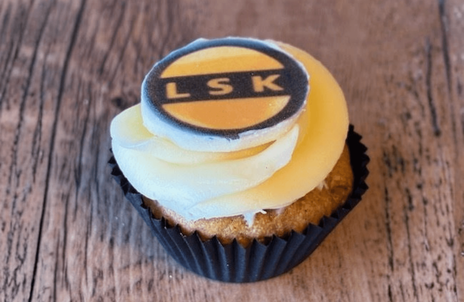 Garcon - Mini Logo Cupcakes