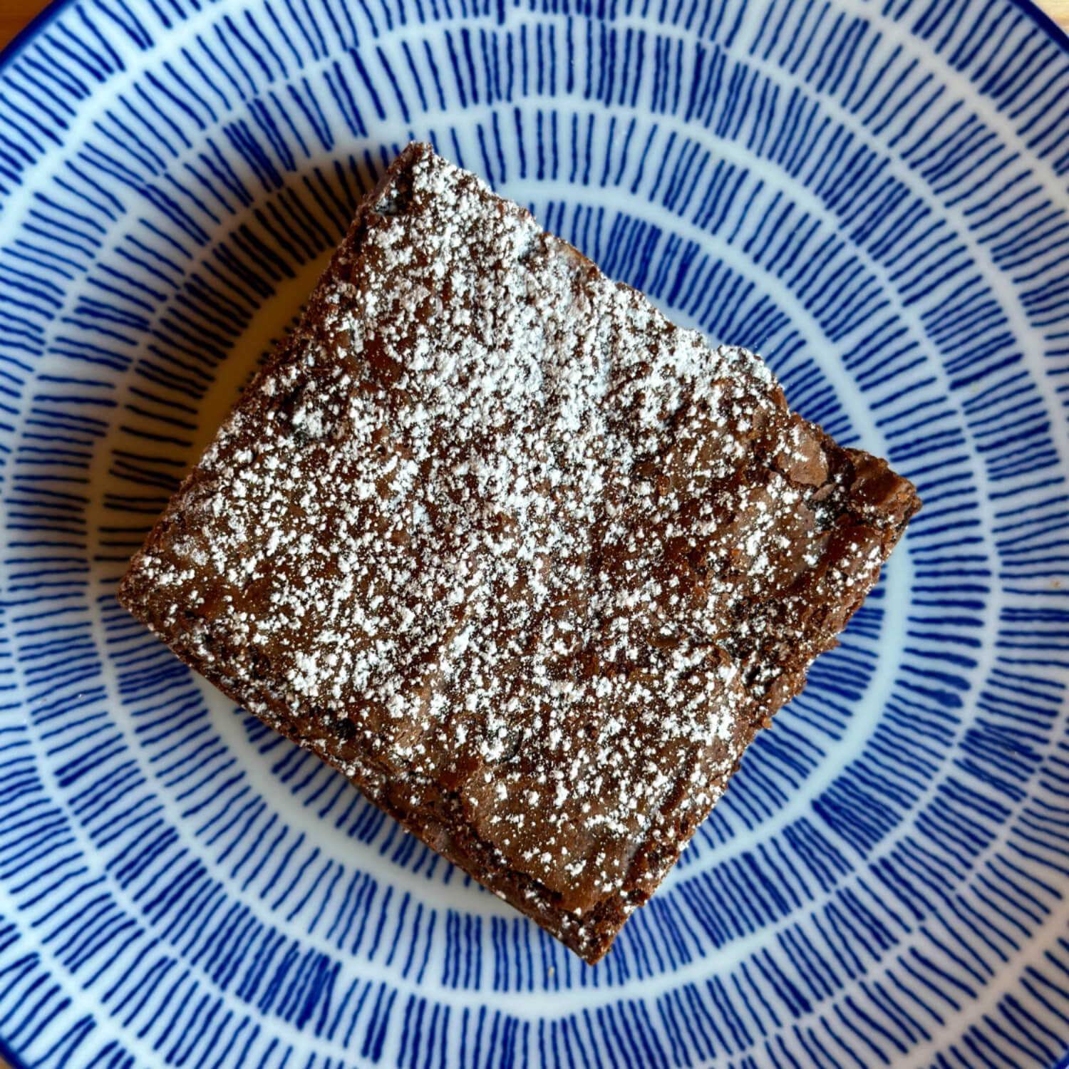 Jordnært - Brownie kakestykke 