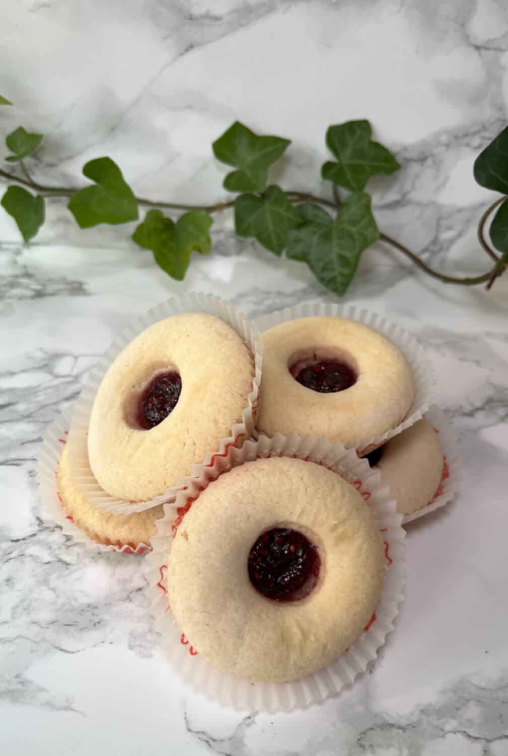 Gullegårdens glutenfria bageri Byxelkrok - Hallongrottor