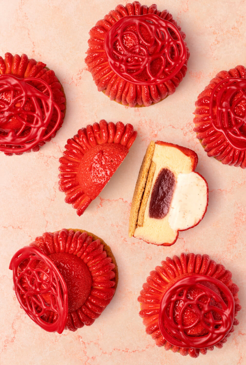 Mendels Oslo - Litchi/Strawberry Cake