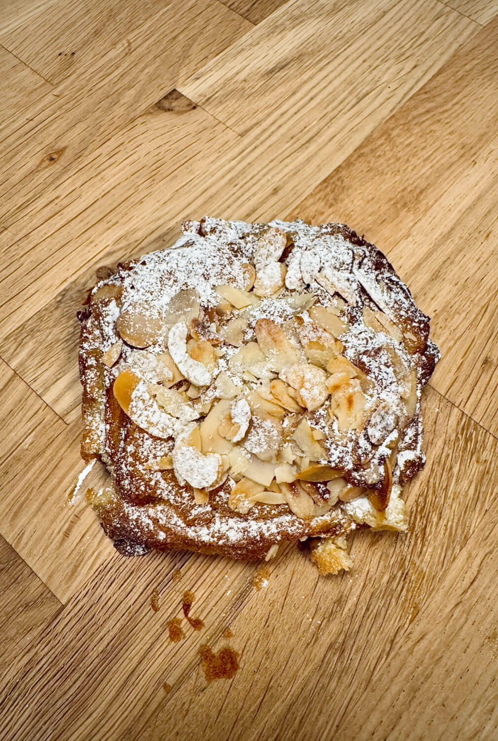 Valhallabageriet - Mandelcroissant