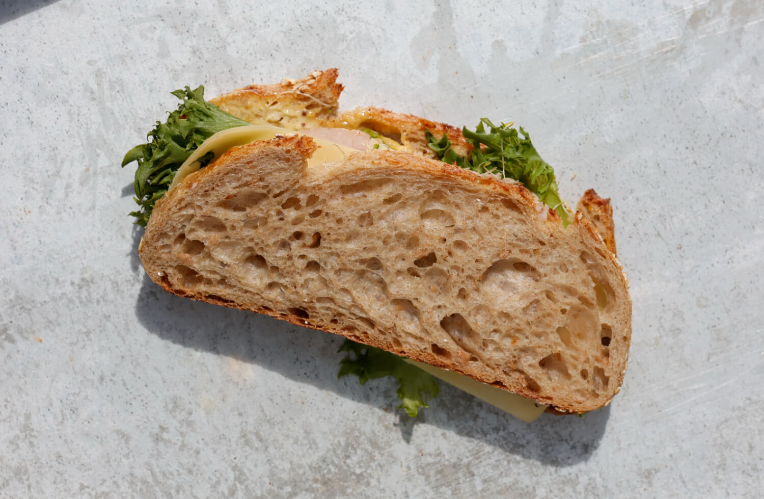 Kveitemjøl - Sandwich med med torshovskinke, ost & sennep