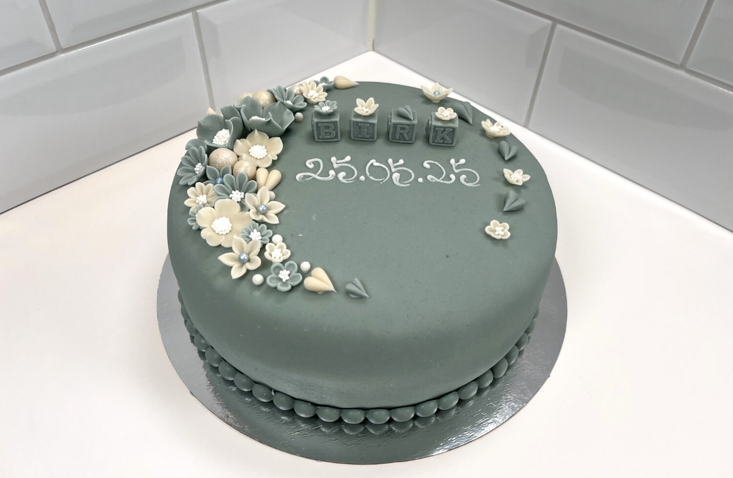 Tor Sevaldsen - Vår dåpskake blå