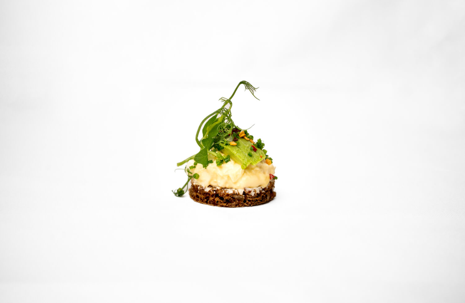 Nybroe Smörrebröd - Avokado äggkräm - snitt