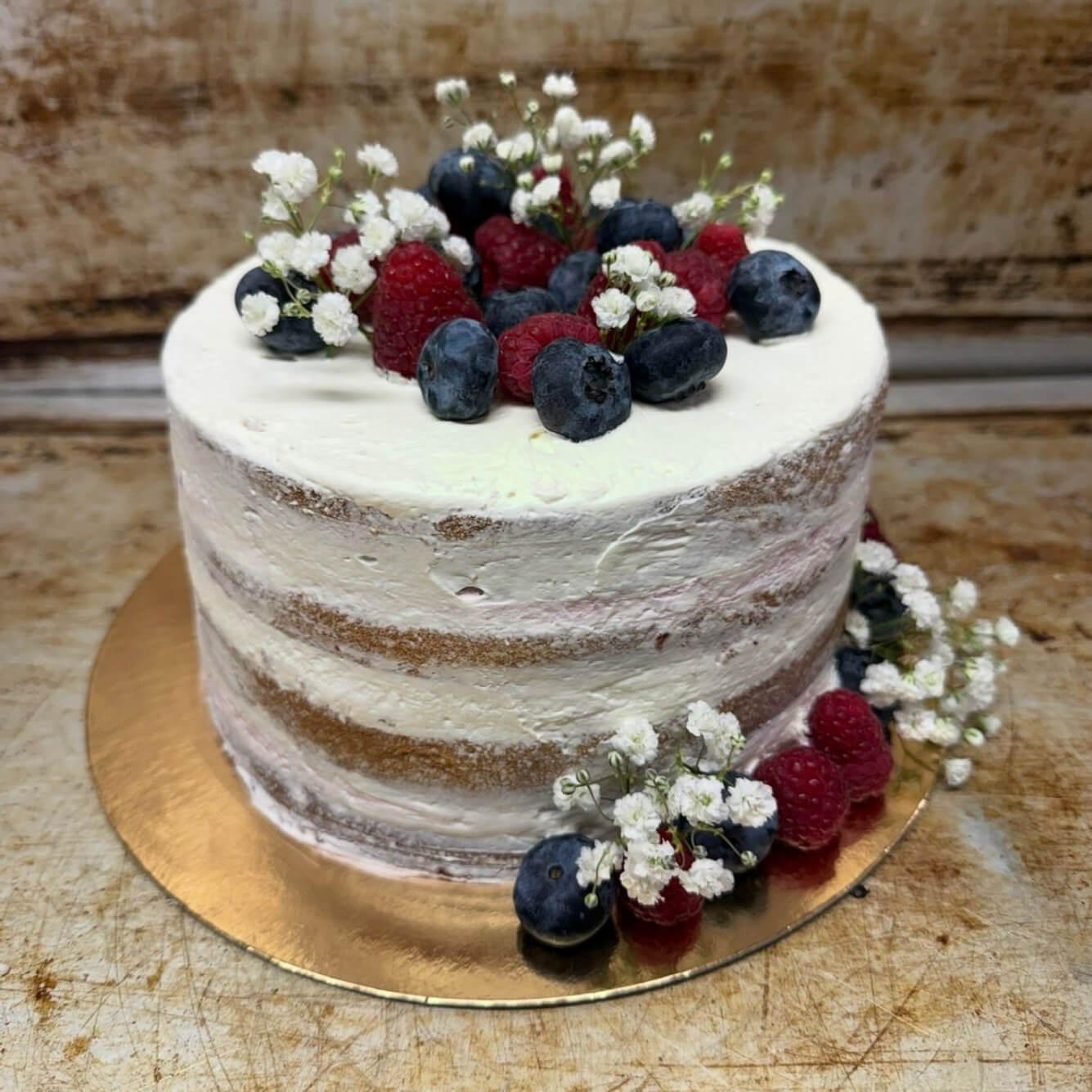 Byttorps Finbageri - Naked cake 