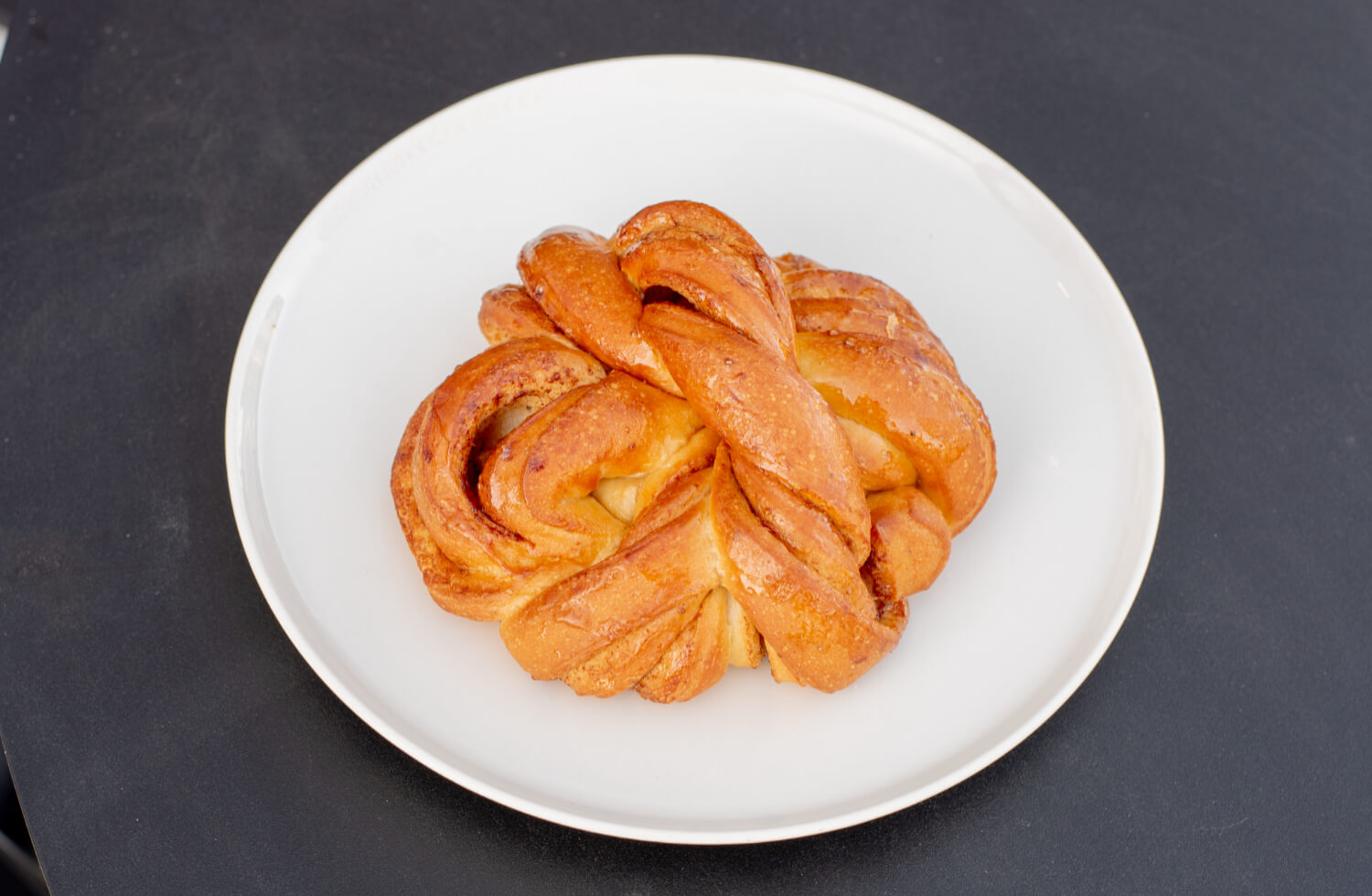 The Bakery - Cinnamon bun