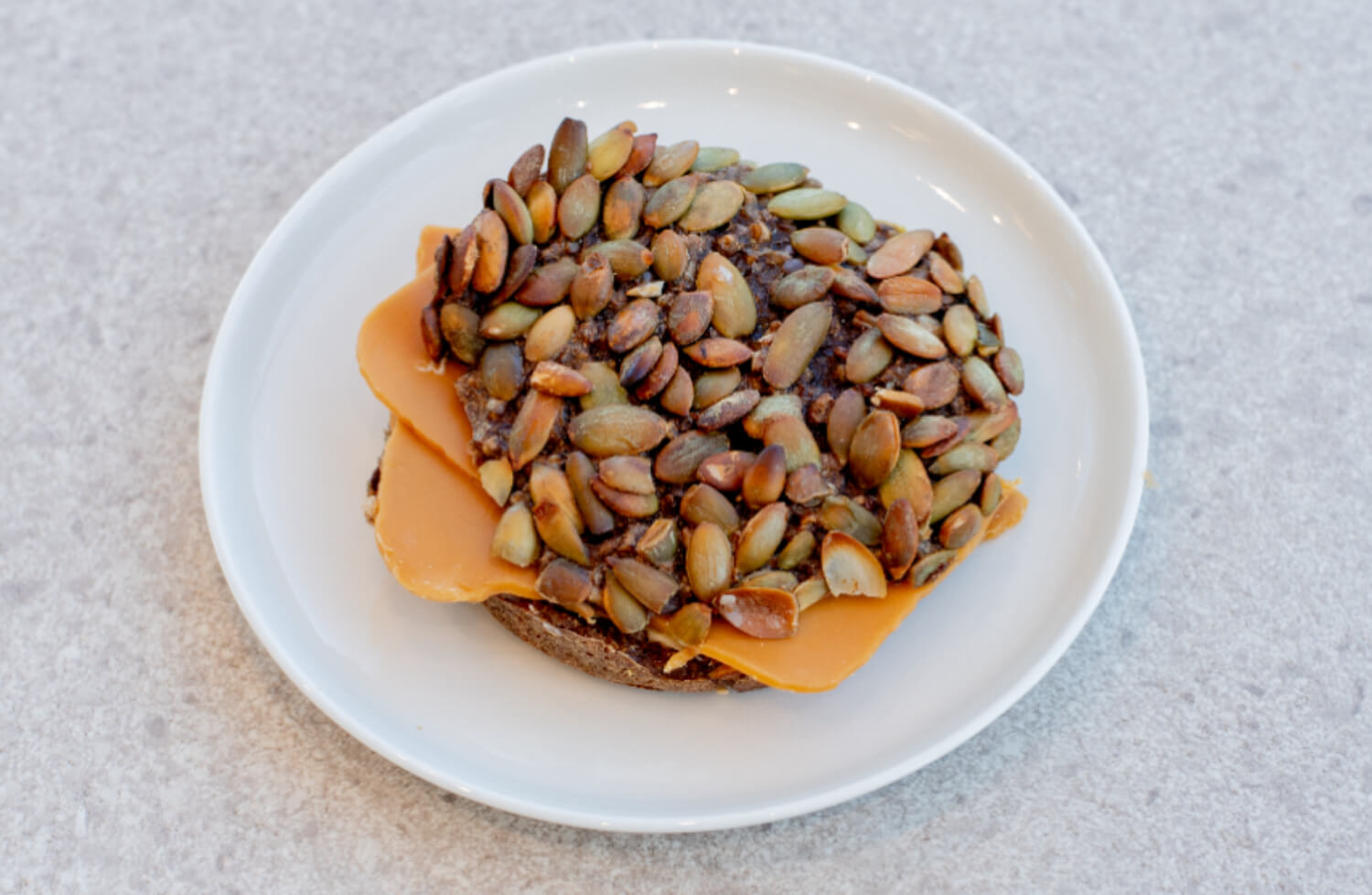 The Bakery - Rye roll, brunost