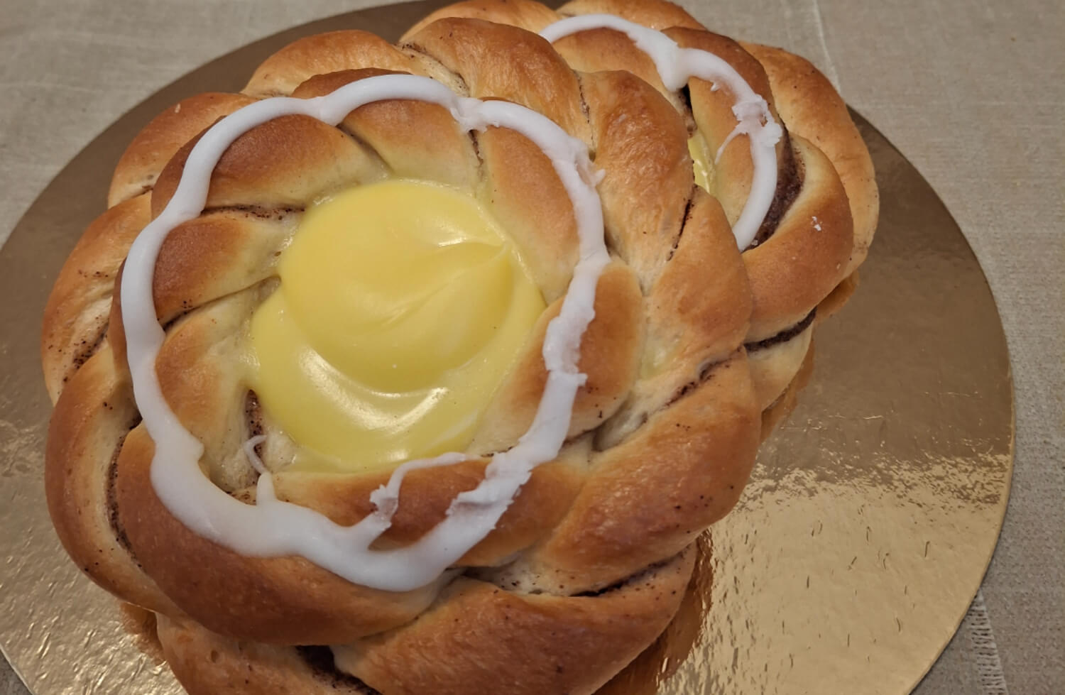 Bakerhjørnet - Kanelsnurr med vaniljekrem