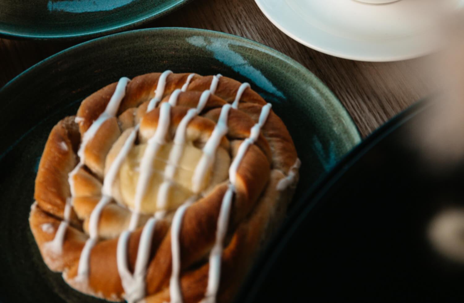 Braud Bakeri - Kanelknute med vaniljekrem