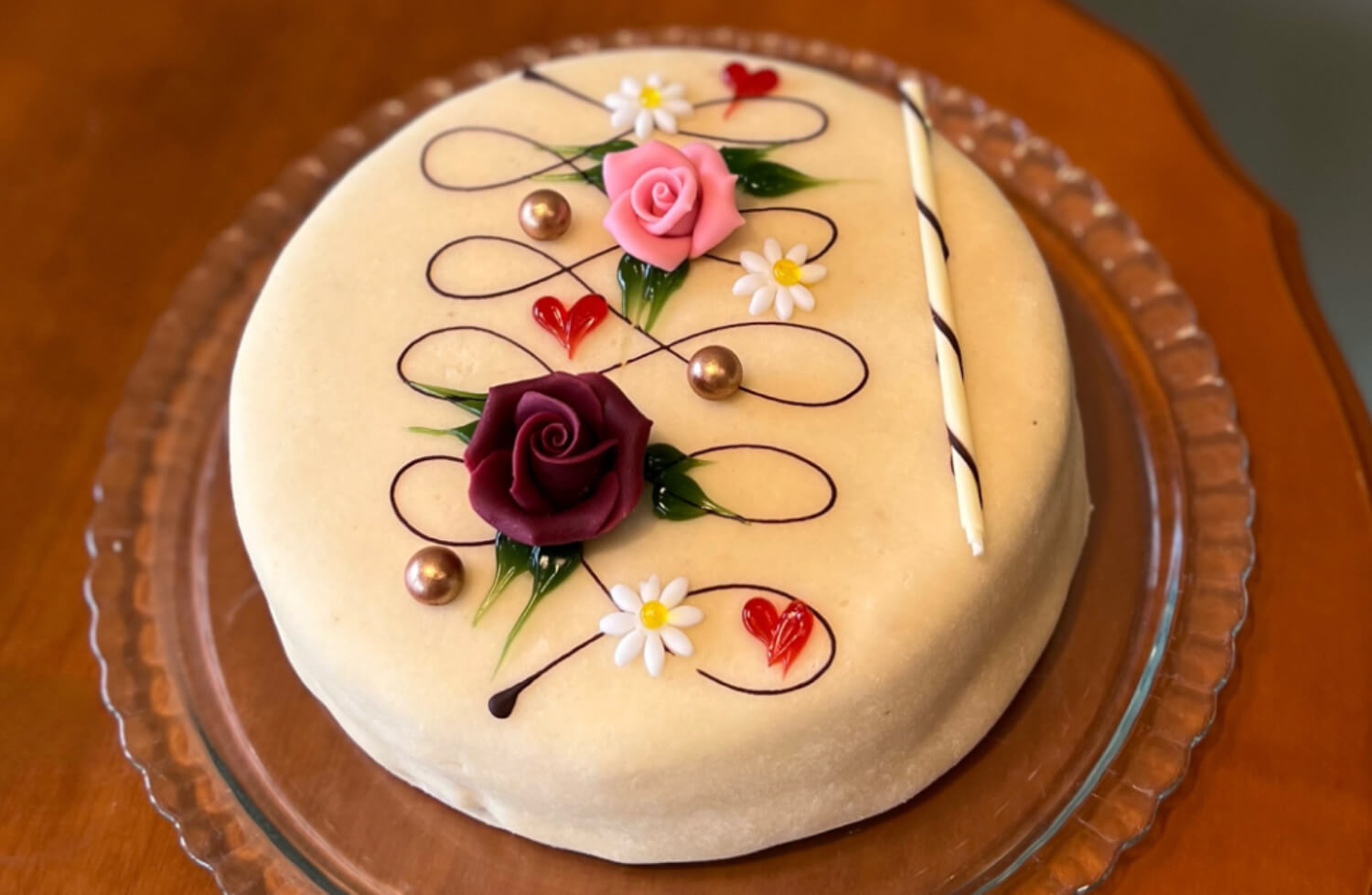 Baker Kristiansen - Marsipankake (glutenfri)