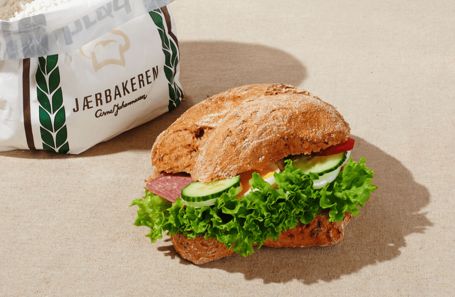 Jærbakeren Arne Johannesen Bakeri - Grov Ciabatta med pålegg