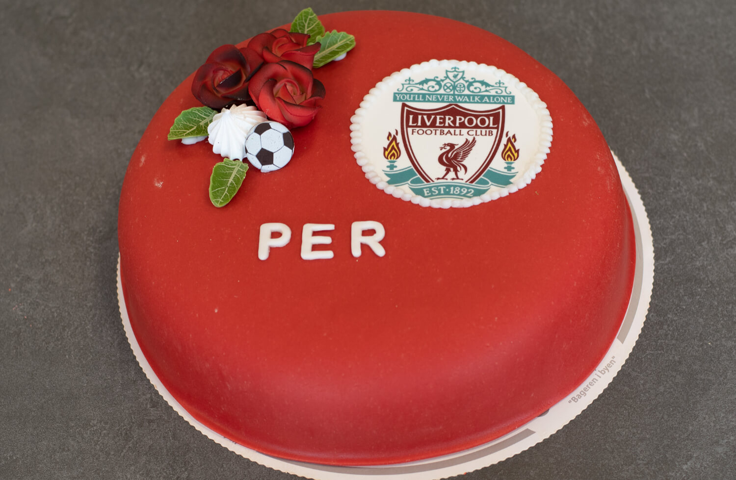 Dampbageriet - Fotballkake med logo