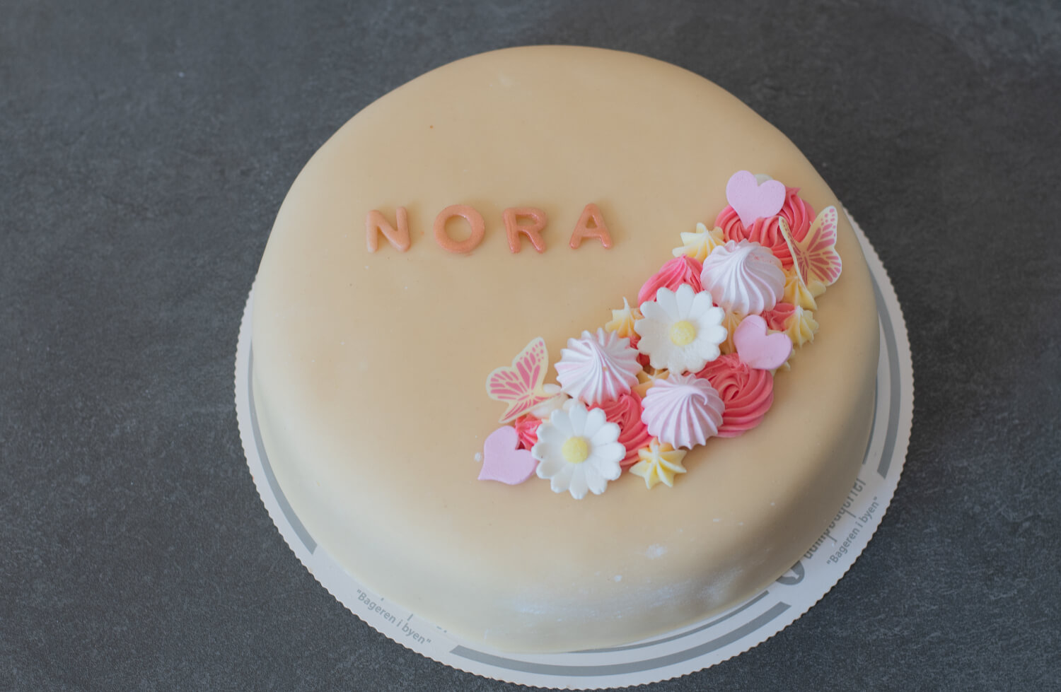 Dampbageriet - Kake med blomster