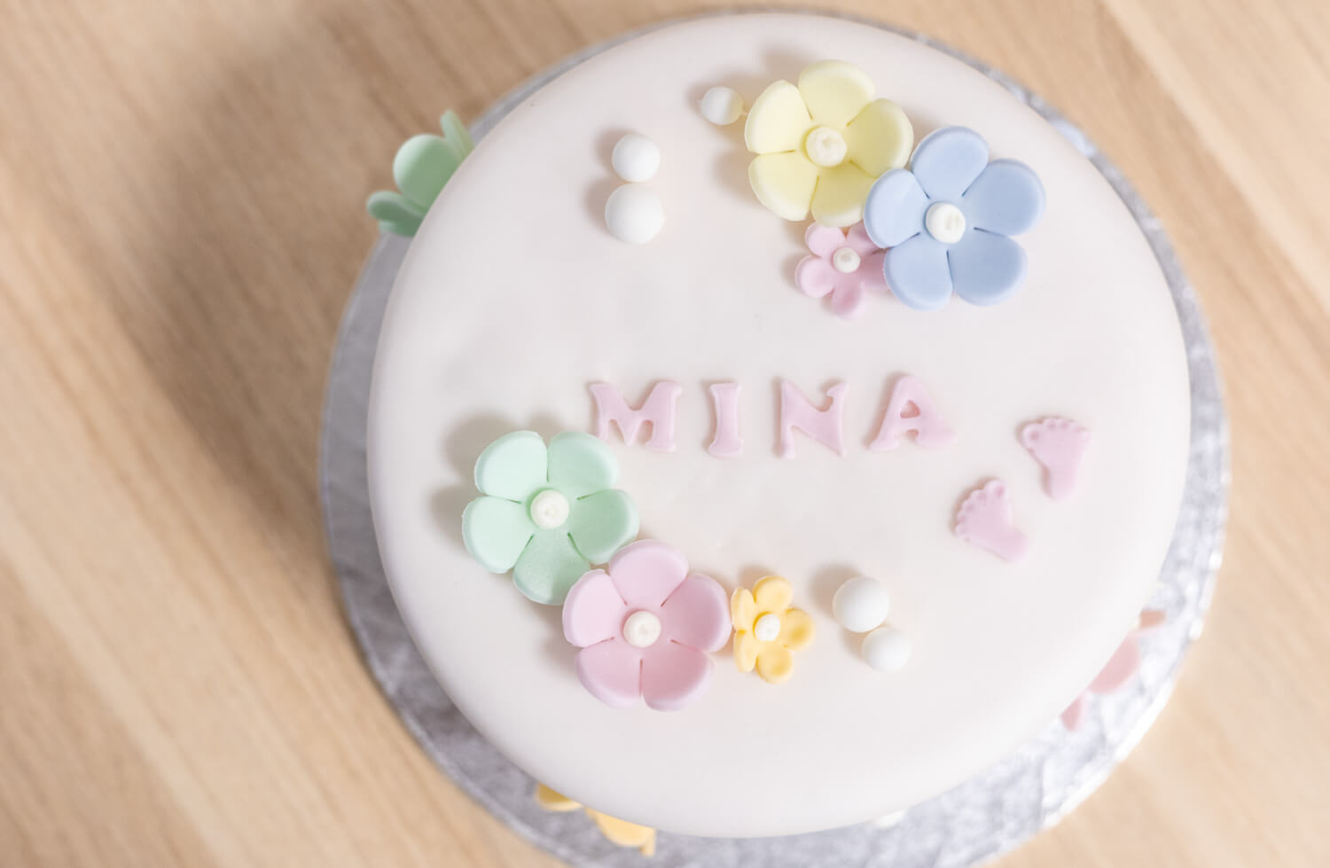 Dampbageriet - Dåpskake med blomster