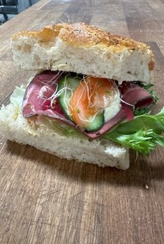 Den Glade Baker - Påsmurt foccacia