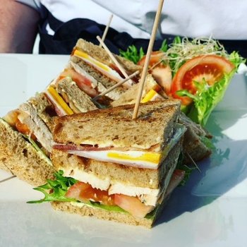 Den Glade Baker - Club sandwich