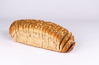 Bergen Kantinetjeneste - Havrebrød skåret