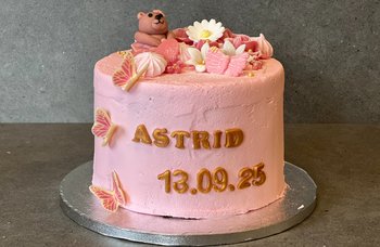 Dampbageriet - Dåpskake med bamse og smørkrem