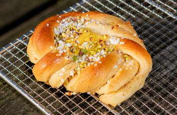 Mjøl - Pistasjknute