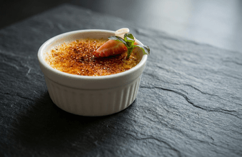 Viken Mathus - Festmeny