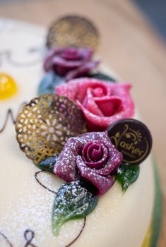 Den Glade Baker - Marsipankake