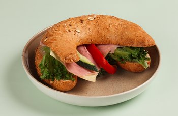 Edgars Bakeri og Konditori - Horn med ost og skinke