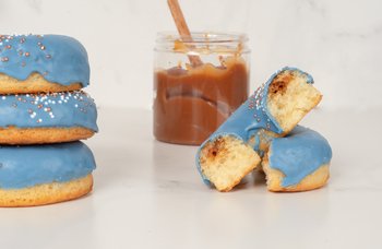 Walters Bakeri og Konditori - Farsdag Cake Donut