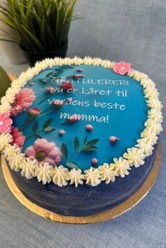 Bodø bakeri - Morsdagskake m foto 18cm