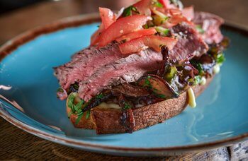 EikandFriends - Steak Sandwich