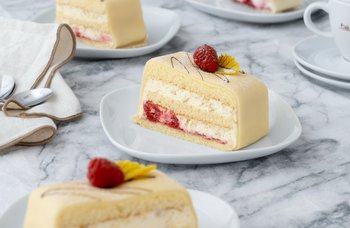 Baker Brun - Marsipankake