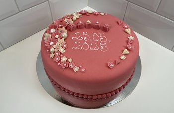 Tor Sevaldsen - Vår dåpskake rosa