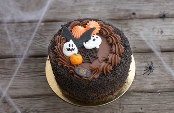 Vaaland Dampbakeri & Conditori - Halloween sjokoladekake
