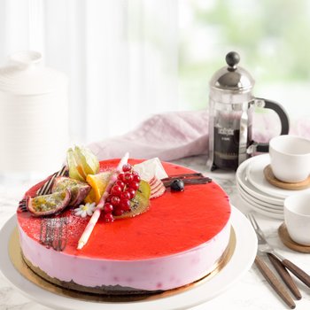 Bergen Kantinetjeneste - Bringebærfromasjkake