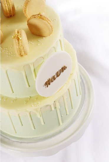 Cakes by Hancock - Crazy Macaroon