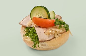 Edgars Bakeri og Konditori - Påsmurte halve rundstykker