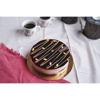 Pedersens Bakeri - Snickers kake