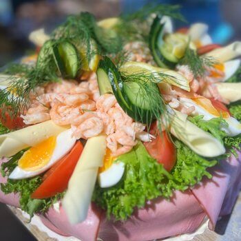 Byttorps Finbageri - Smörgåstårta räkor och skinka