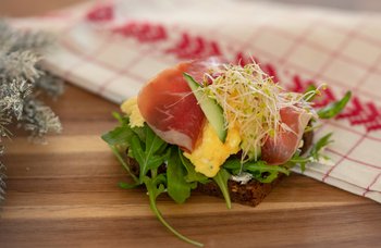 Vaaland Dampbakeri & Conditori - Assorterte julesmørbrød